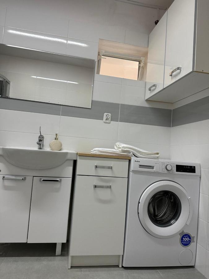 Apartament Medalionow Z Parkingiem Lägenhet Lublin Exteriör bild
