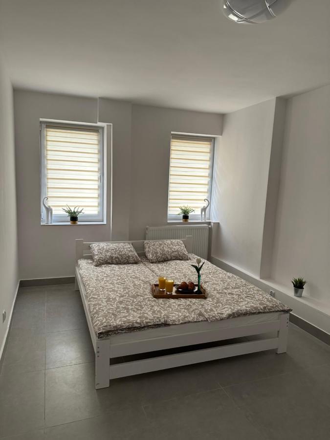 Apartament Medalionow Z Parkingiem Lägenhet Lublin Exteriör bild